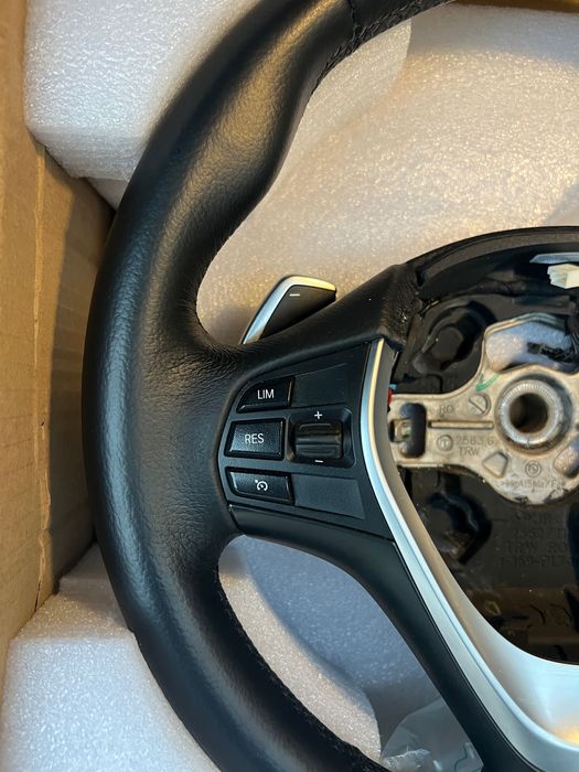 Volan original BMW, cu padele și airbag inclus, seria 1 3 4 F30