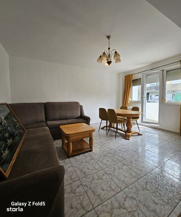 Apartament cu 3 camere de închiriat – str. Cazaban Iosia