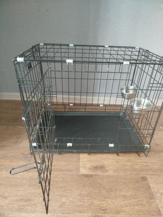 Продам клетку для собак мелкой пароды