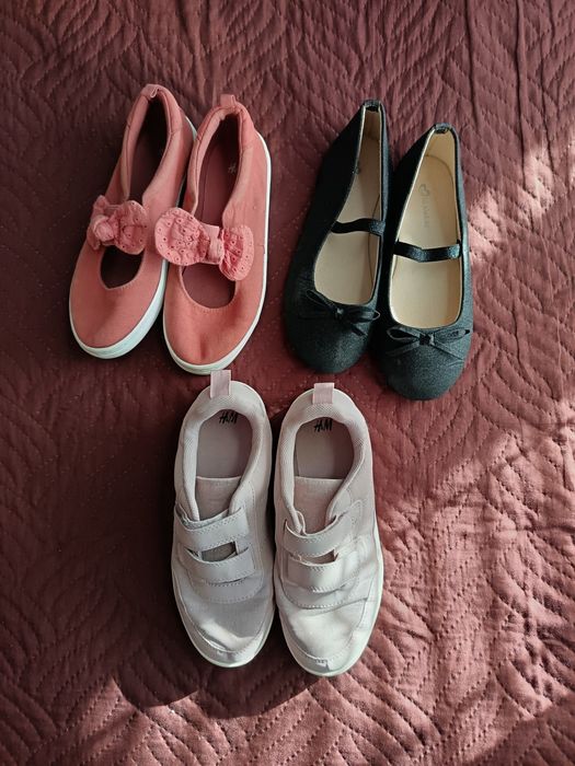 Лот обувки за момиче н.33