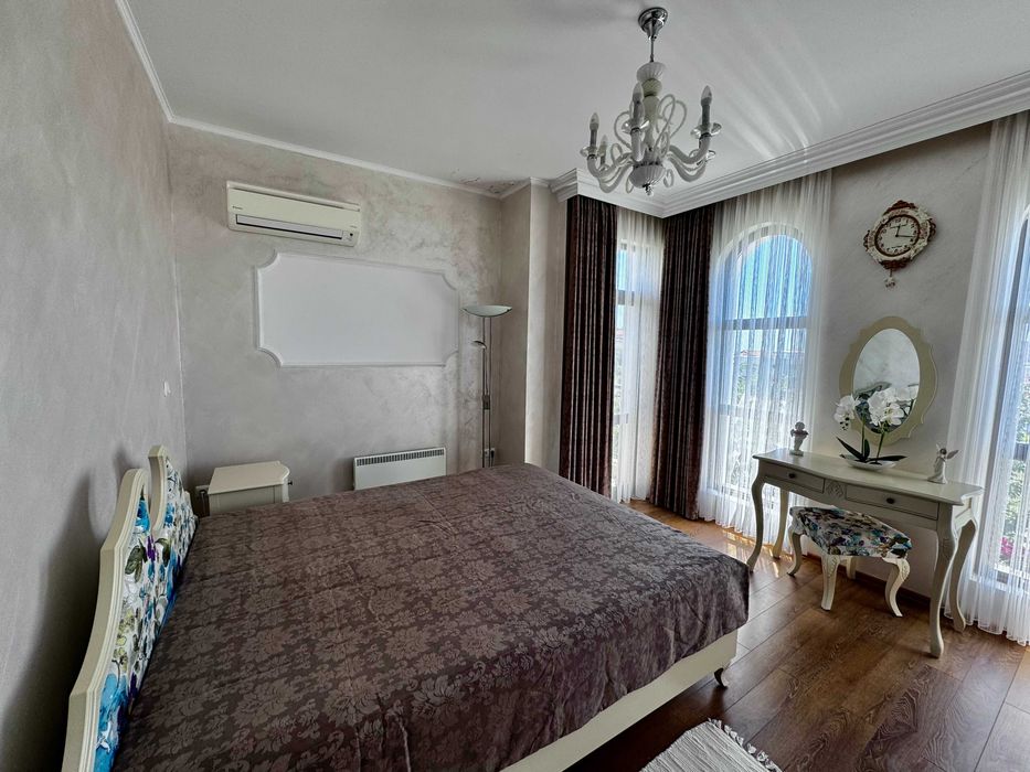 Продава се Къща в Свети Влас - 250 кв.м за 1520 €/кв.м - Снимка #16