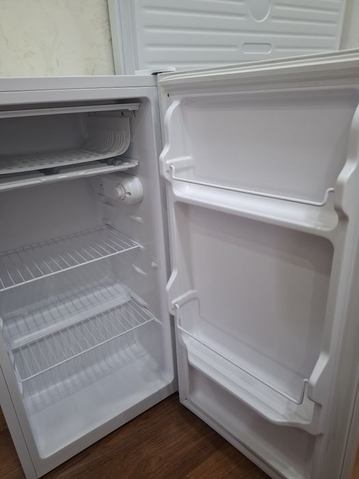 Продам мини холодильник