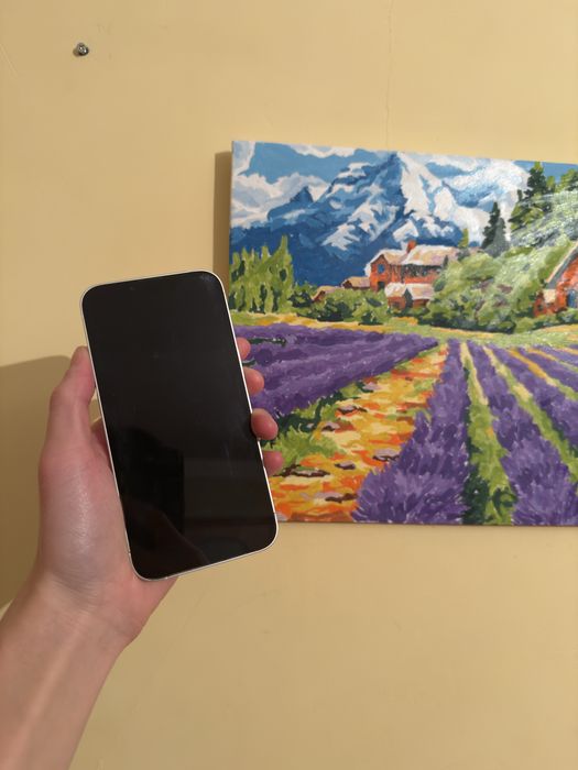 продаю айфон 13/Iphone 13