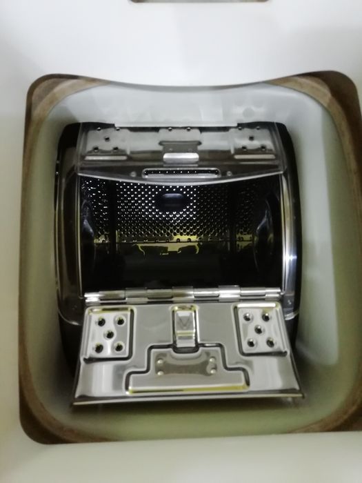 Mașina de spălat haine Whirlpool