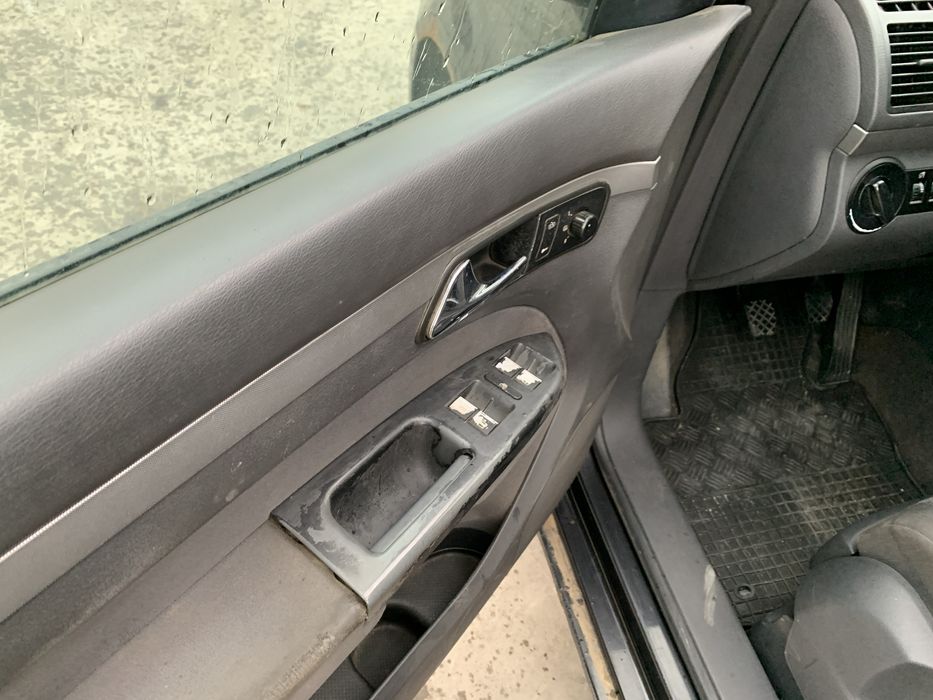 Piese vw touran motor 2.0 azv