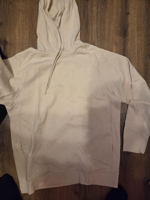 Бежов комплект анцунг и сучърт/hoodie  размер L неизсползвани