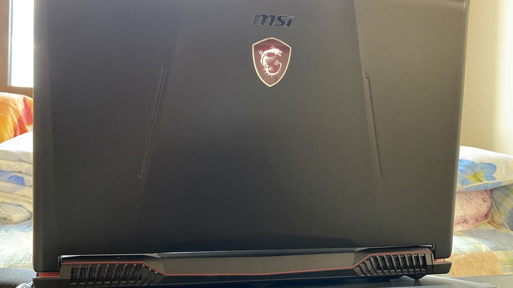 Лаптоп MSI GL63 8RD