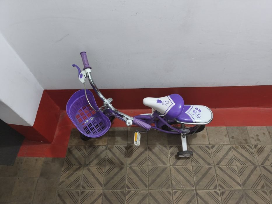 Детский велосипед 4х колёсный