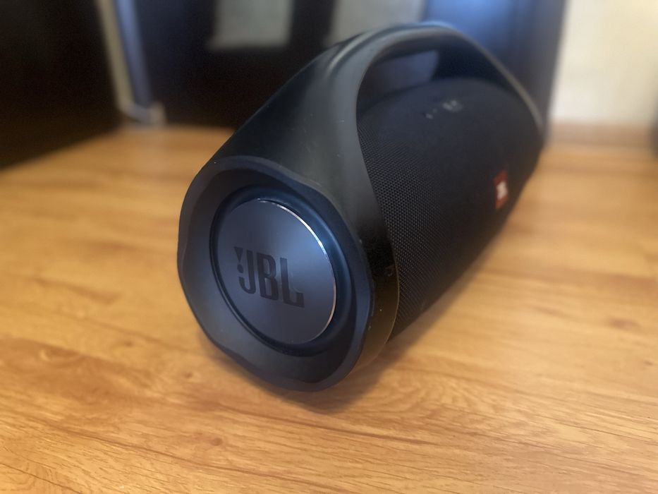 Jbl boombox impecabila