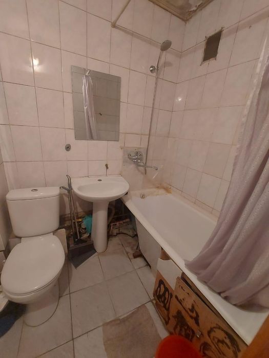 Комнатаға 1 қыз керек