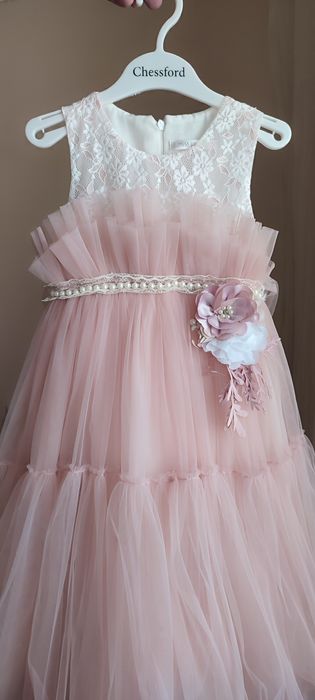 Нарядное платье для девочки