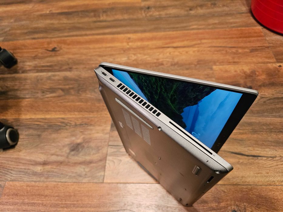 Dell Latitude 5431 14" Intel i7 1270p 16GB DDR5 IPS Touch screen