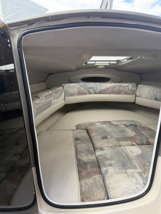 Barca Maxum 2100 ( cabinata ) / 5.7L in board