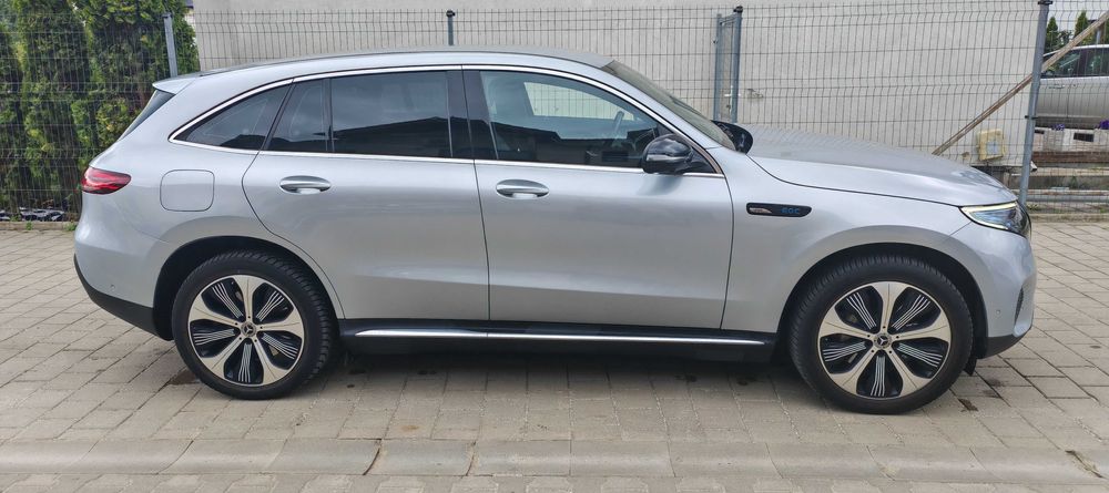 Mercedes-Benz EQC 2019 |baterie 85 KWh| 408CP | Istoric reprezentanta Mercedes | TVA inclus Deductibil | 4x4 | Stare excelenta | Dotari premium