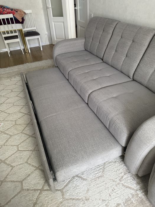 Мягкий мебель диван и 2 кресла