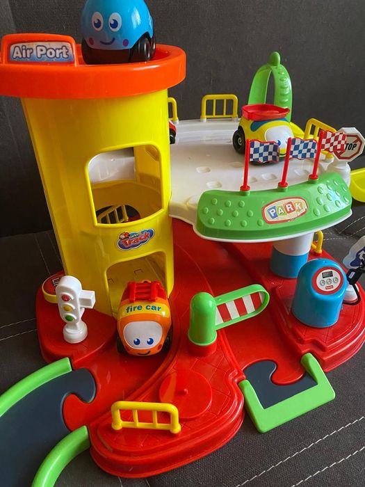 Развивающие игрушки, машинки, парковка, паркинг