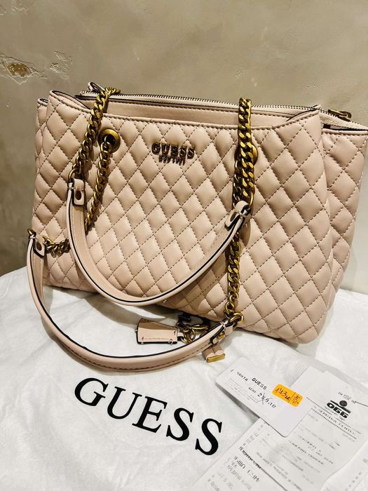 Чанта Guess нова