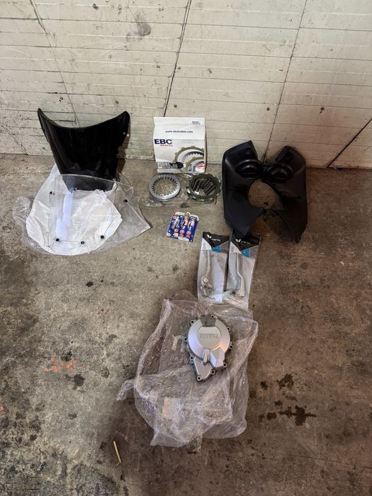 Piese yamaha r6 1998-2002