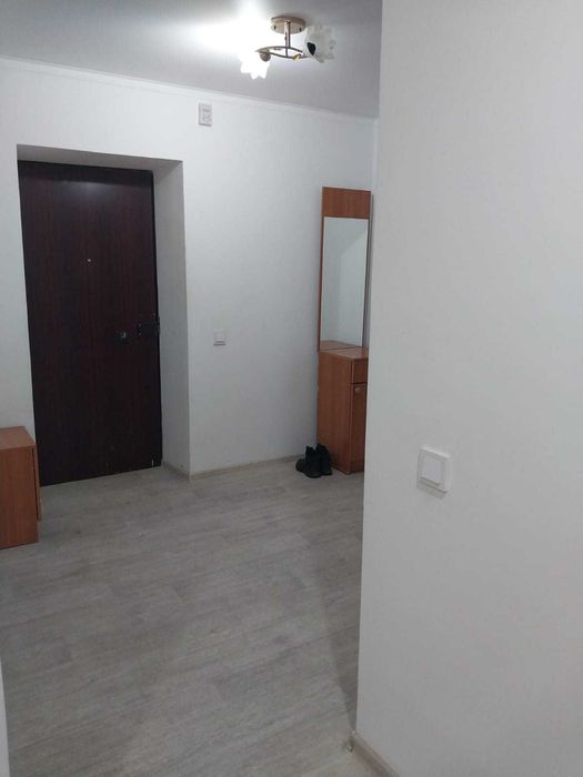 продается 1 комнатная квартира