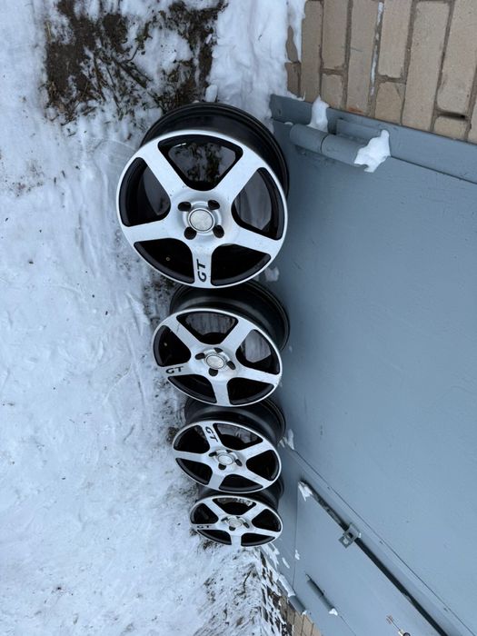 Продам Диски В отличном состоянии