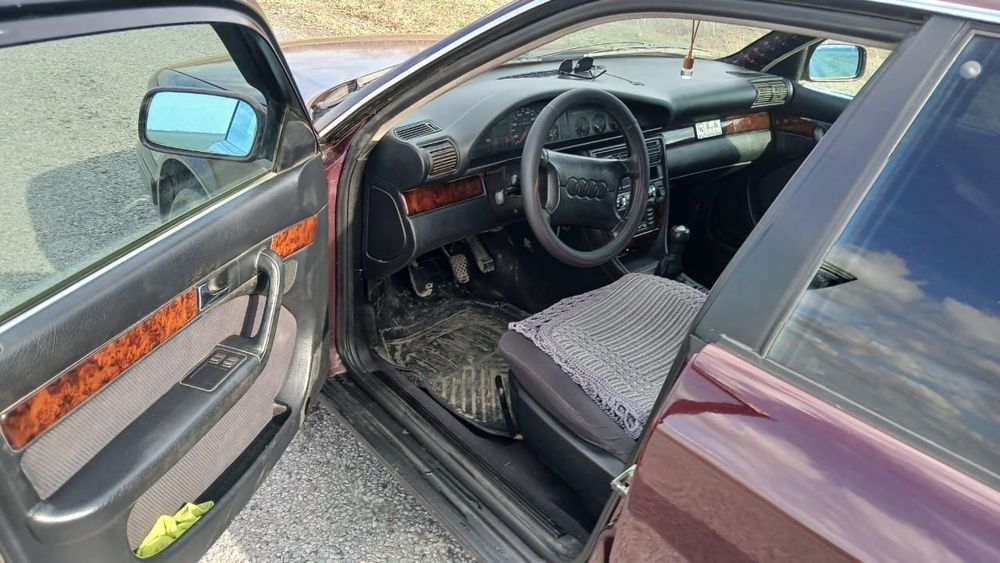Продам Ауди 100 С4