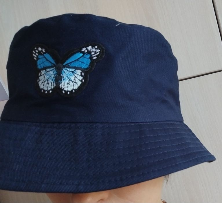 3 Palarii (noi , fara eticheta)