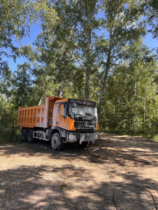 Продам самосвал Шахман 25 т.