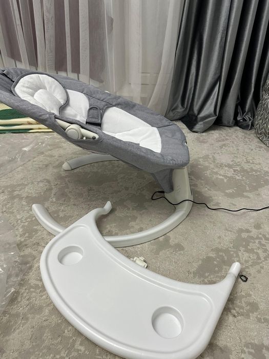 Продам Шезлонг, новый, вообще не пользовались