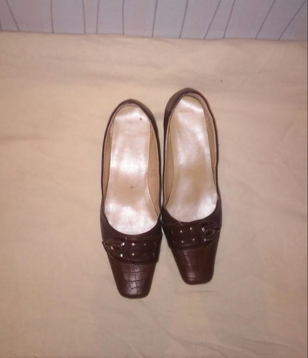 Женская обувь туфли