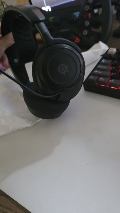 Arctis nova pro wireless headset