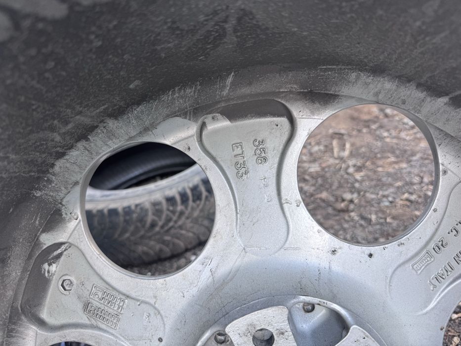 Диски  на  мерс  оргинал   р20