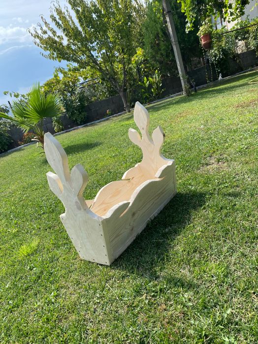 Дървени Кашпи за цветя