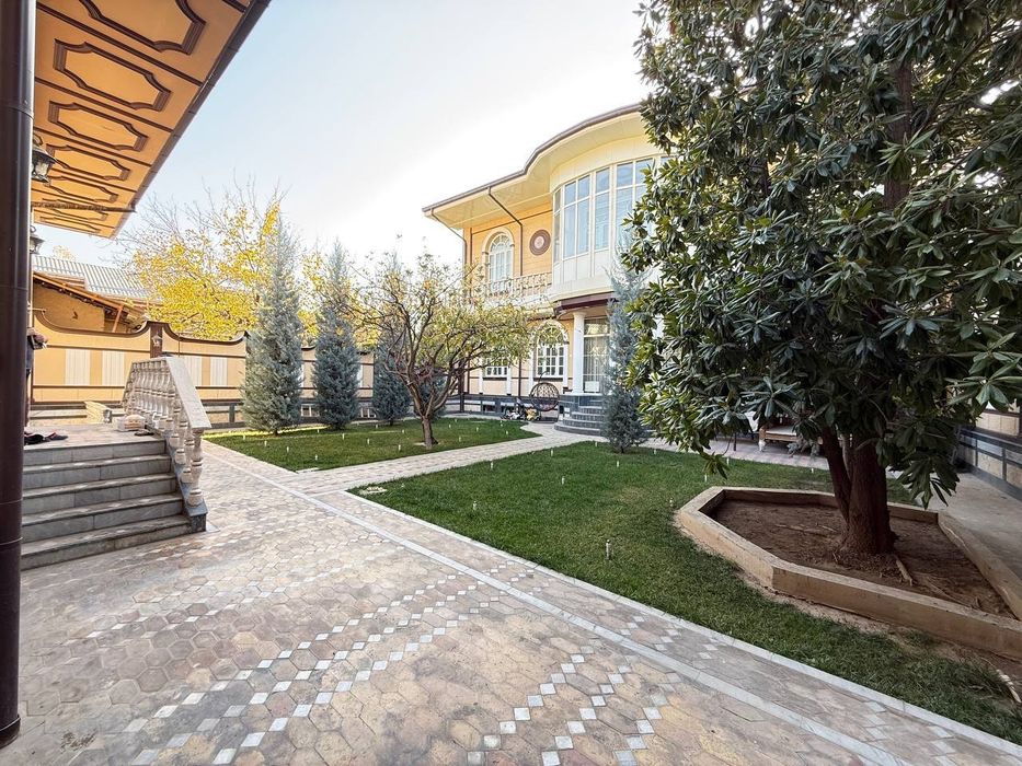 Продается участок на Ракат махалле, ориентир: Корзинка, 400м²