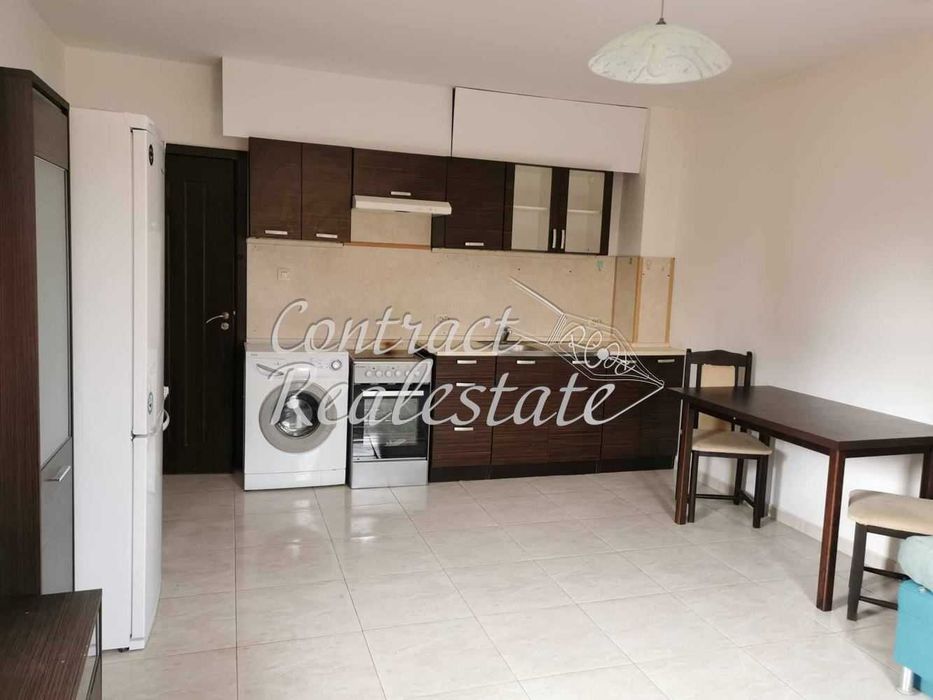 Дава се под наем Двустаен апартамент в Варна, Изгрев - 60 кв.м за 330 € - Снимка #2