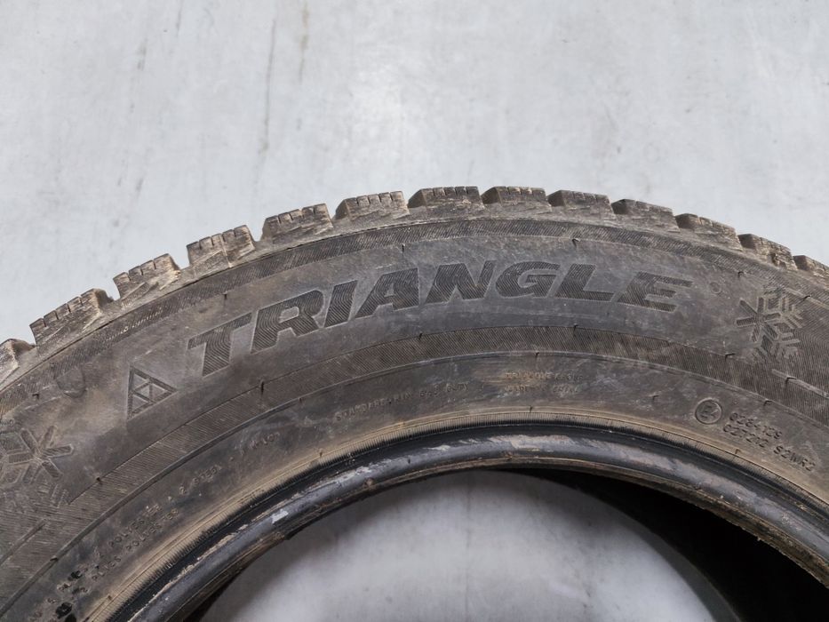 Продам зимние шины