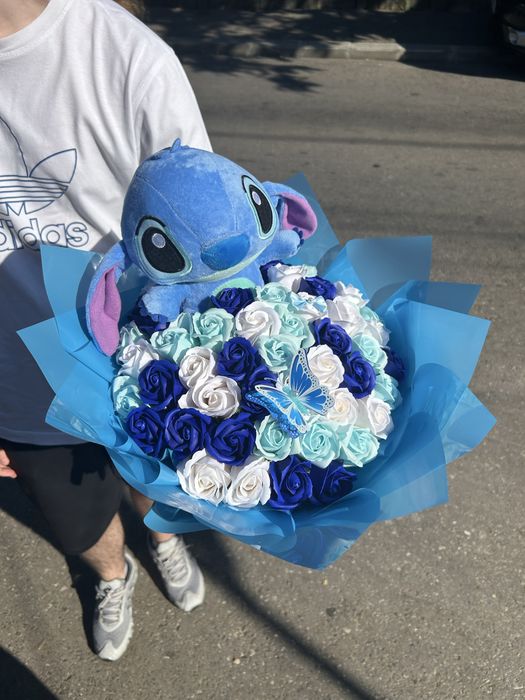 Buchet Stitch/Angela - 51 trandafiri