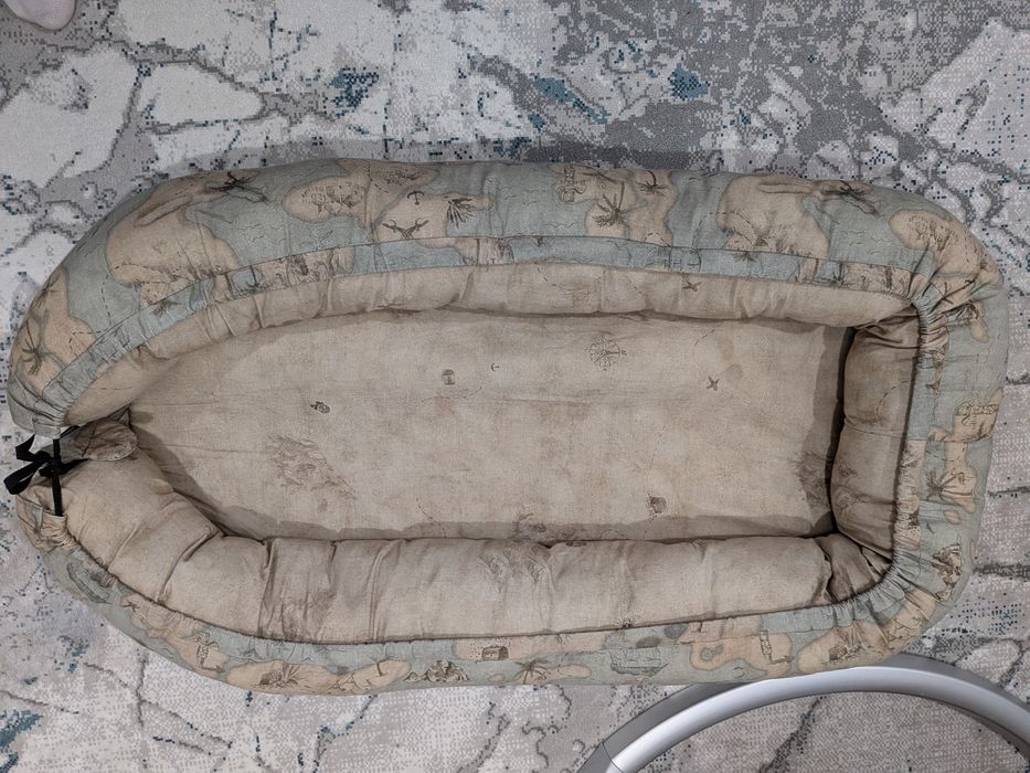 Baby nest cu 2 fete, bumbac