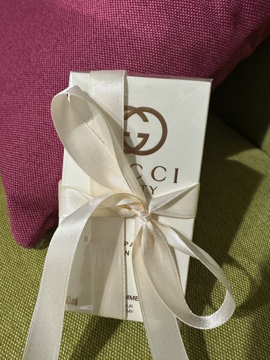 Apa de parfum EDP Gucci Guilty Intense