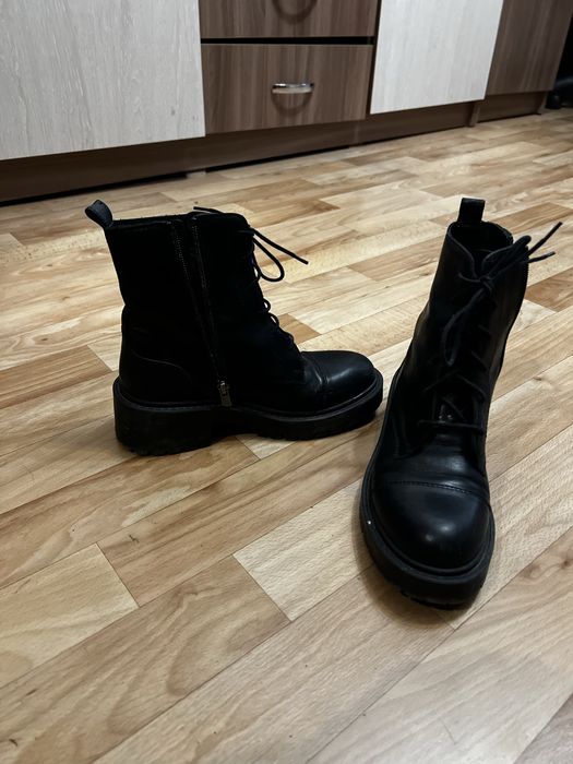 Продам обувь б/у в хорошем состоянии