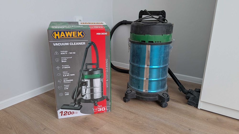 Прахосмукачка за сухо и мокро почистване 30л ROCKFORCE , 1200w