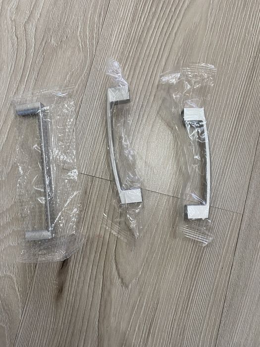 Дръжки за мебели-нови