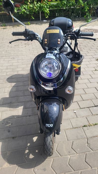 Tricicliu cu trei roti