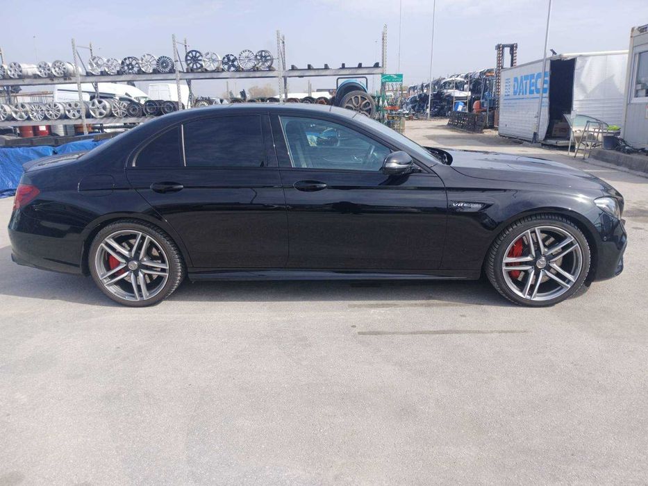 Mercedes-Benz E 63 AMG S 4Matic+