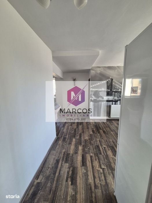 Vand apartament in centru