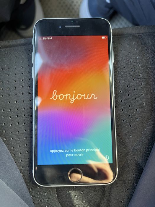 Iphone Se 2020 сатылады