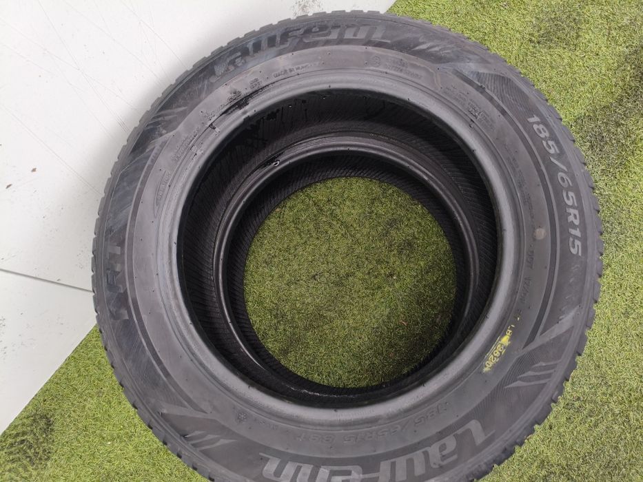 185.65.15 2x Laufen 2x Sebring