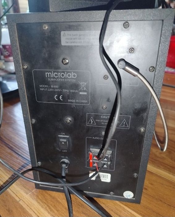 Original microlab kalonka sotiladi ishlidi aybi yo'q