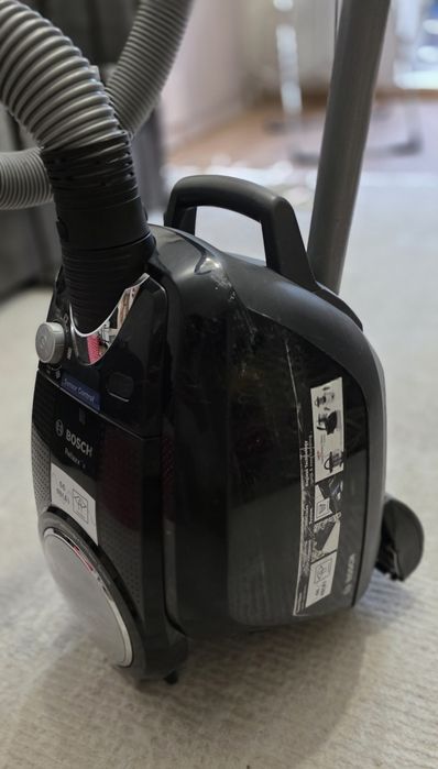 Пылесос Bosch Prosilence 66