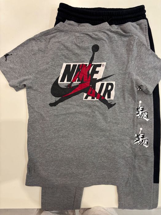 Екип тениска и долнище Nike Jordan