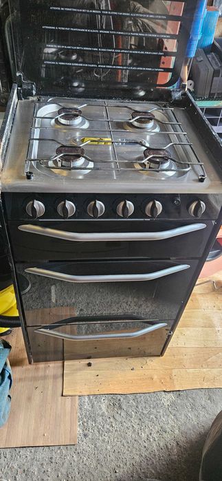 Части и форселти за каравани